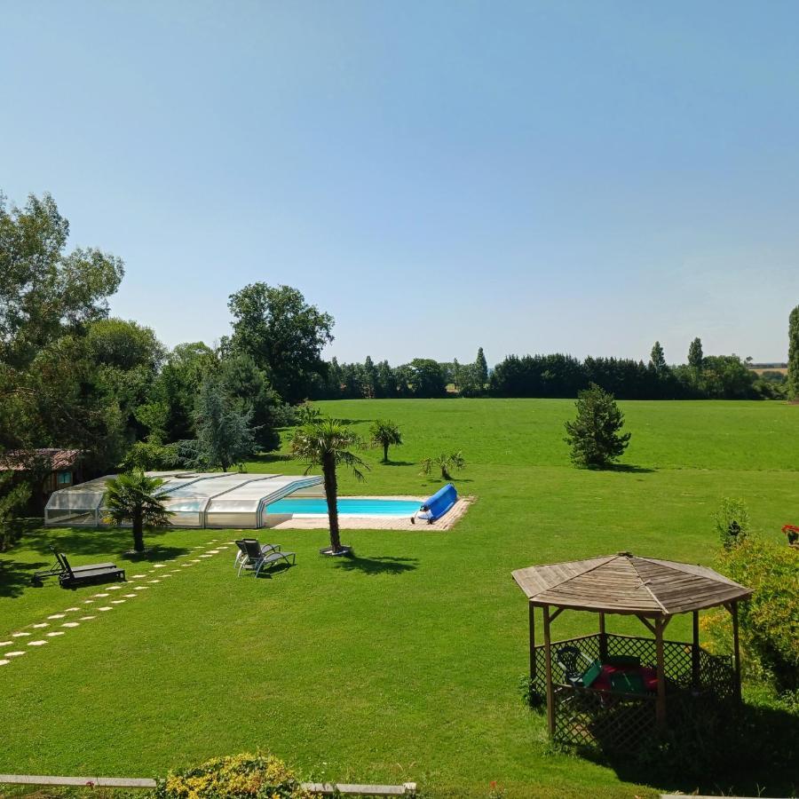 Domaine Du Clos Henri Essay Exterior photo
